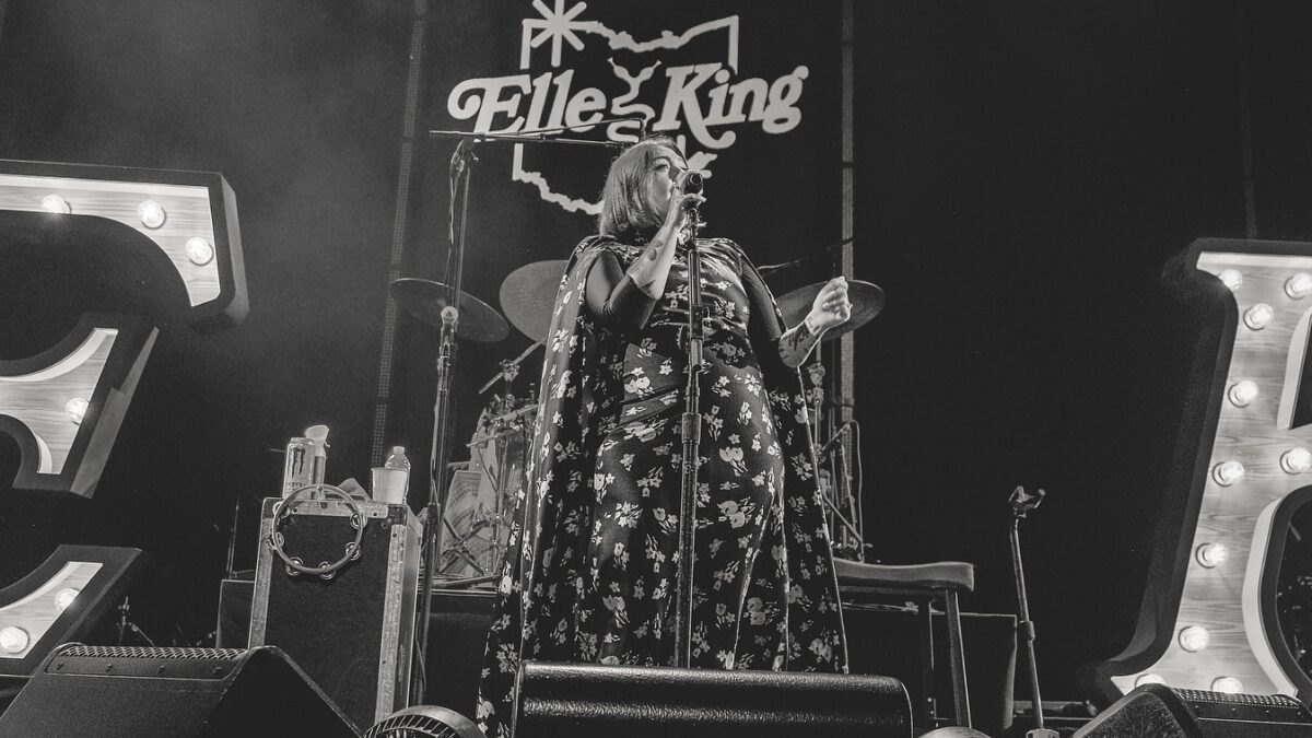 'Banned From The Grand Ole Opry': Elle King Reflects On Dolly Tribute Incident In Song