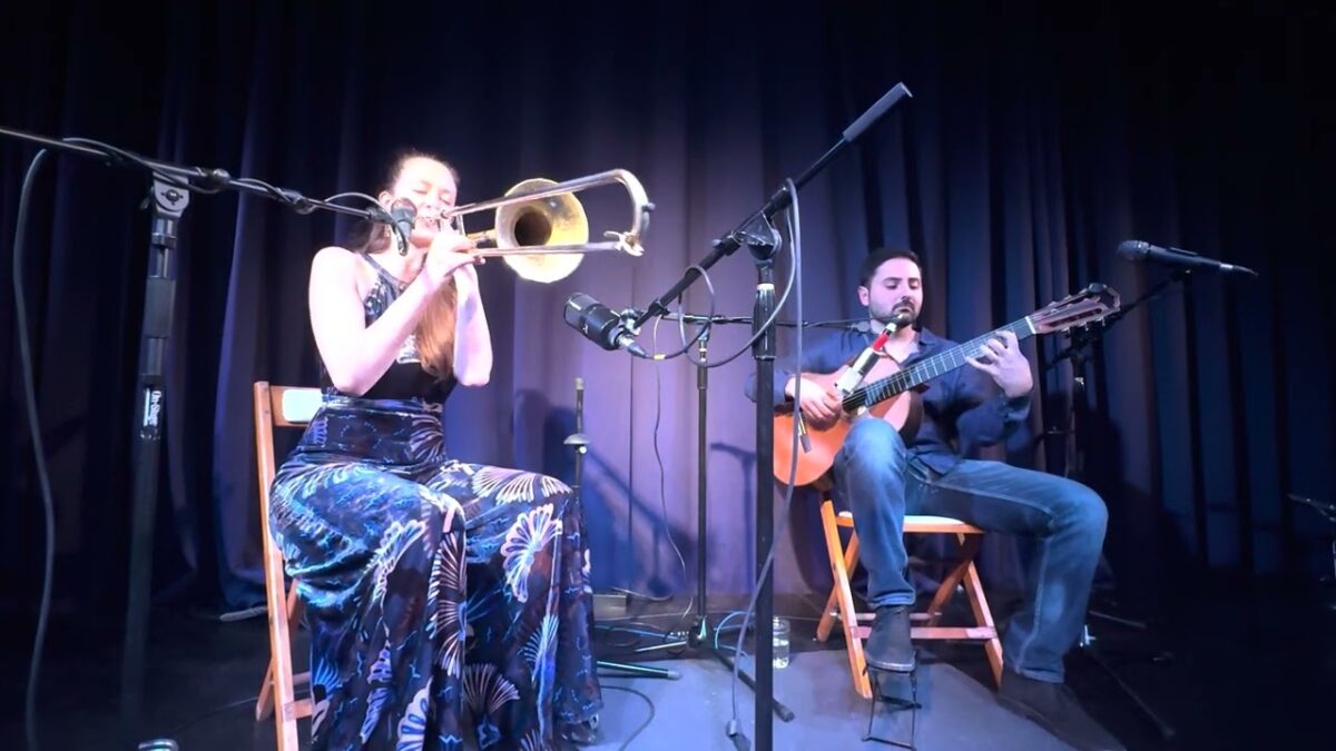 I'll Be Home For Christmas (Live at the Sound Room) - Natalie Cressman & Ian Faquini