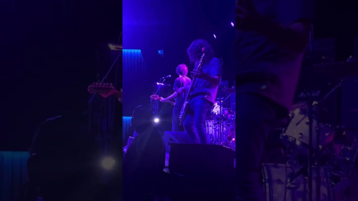 MJ Lenderman & Dinosaur Jr - “In A Jar” Live at the Bellwether 12/06/2024