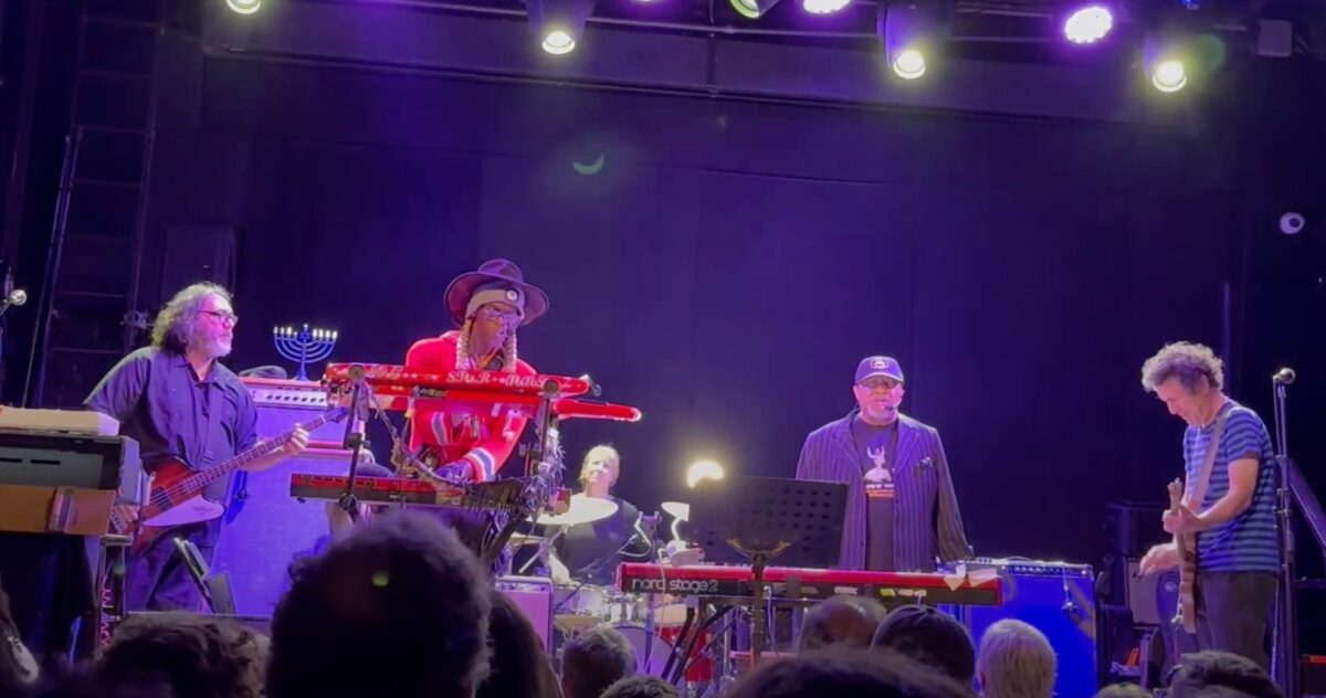 Yo La Tengo Swamp Dogg