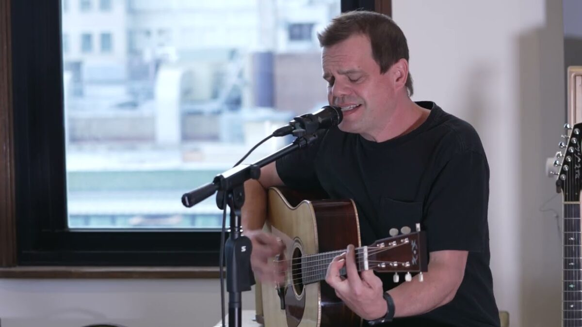 Andy Frasco & Brendan Bayliss (Umphrey's Mcgee) - Ugly on You (acoustic)