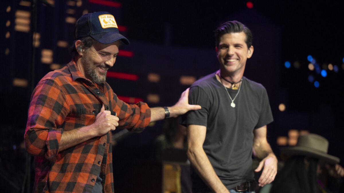 Watch The Avett Brothers Prove 'We Are Loved' On 'Austin City Limits'