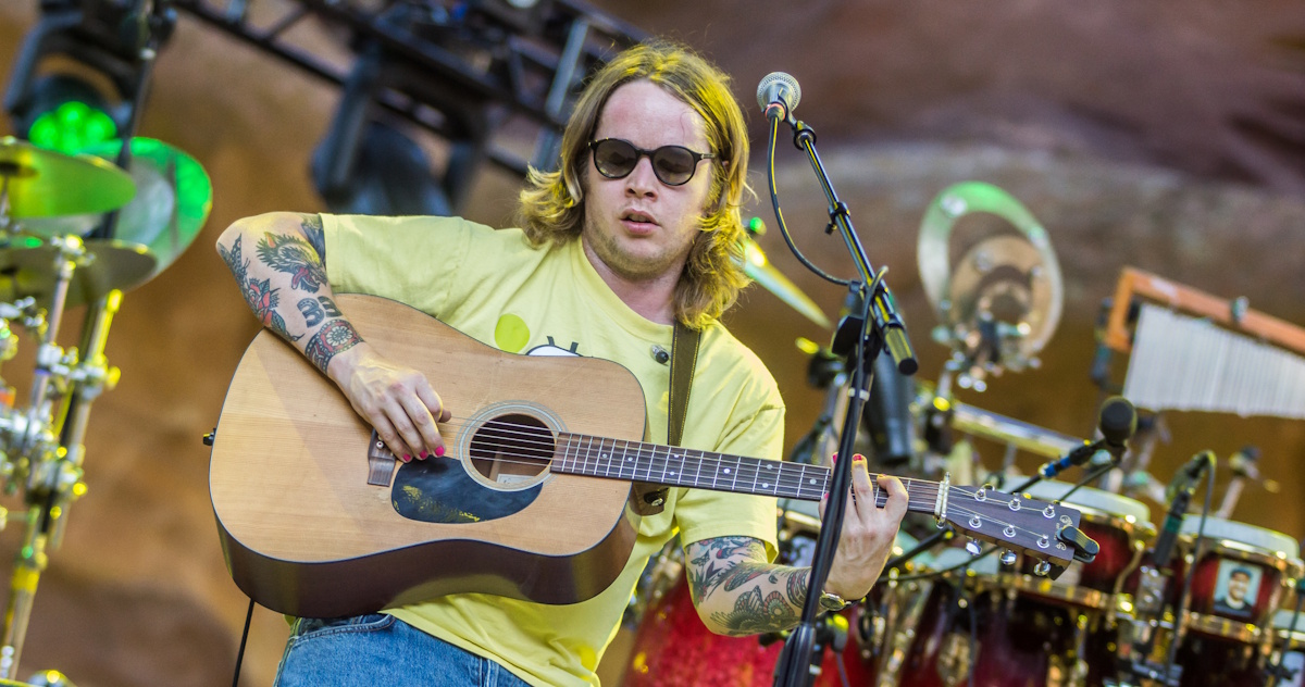 Buy Billy Strings Tickets