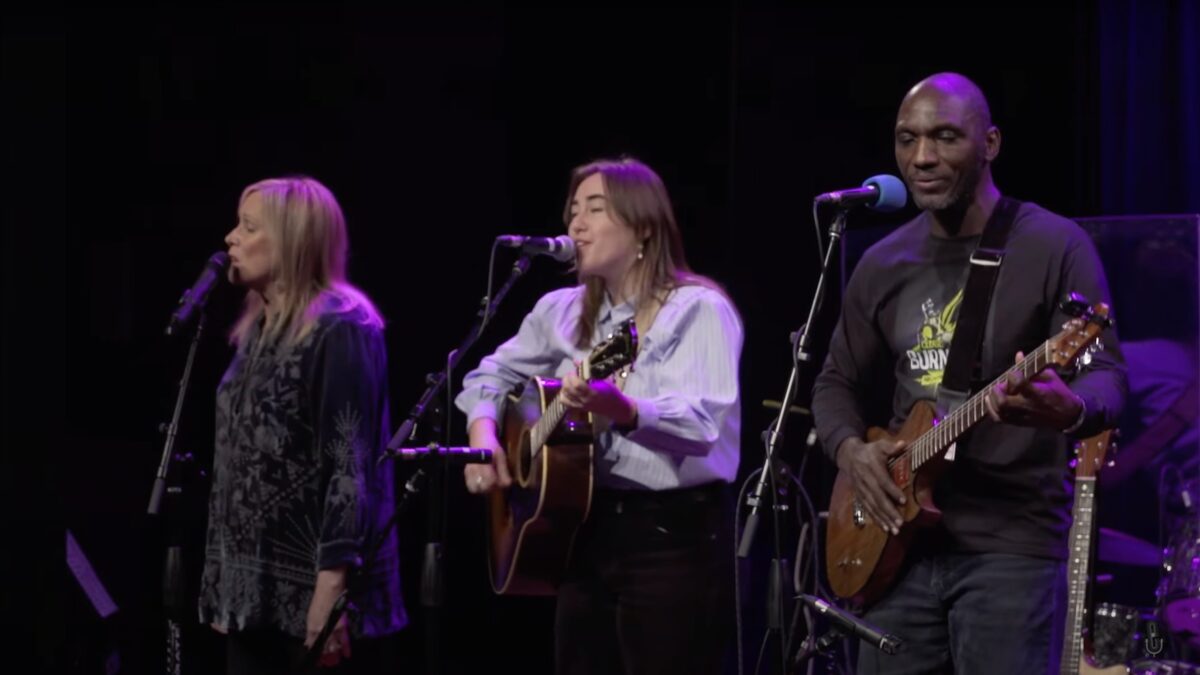 Watch Cedric Burnside & Margo Cilker Go ‘Sittin’ On Top Of The World’ For ‘eTown’