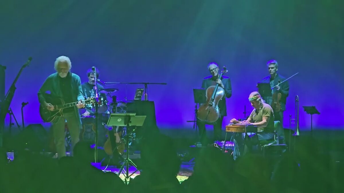 Bob Weir & Wolf Bros featuring The Wolfpac - Friend of the Devil - Fort Lauderdale, FL 12.31.2024
