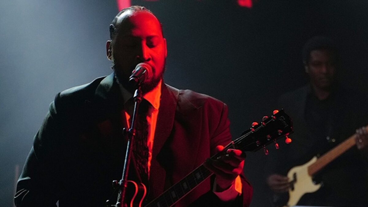 Bartees Strange Unveils Infectious ‘Backseat Banton’ Single On ‘Jimmy Kimmel Live’