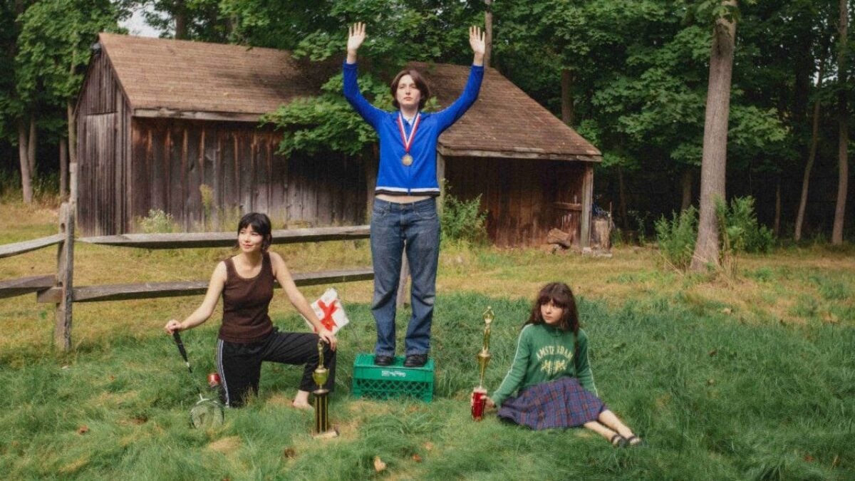 Horsegirl Outlines 2025 North American Summer Tour Dates & Releases ‘Frontrunner’ Single