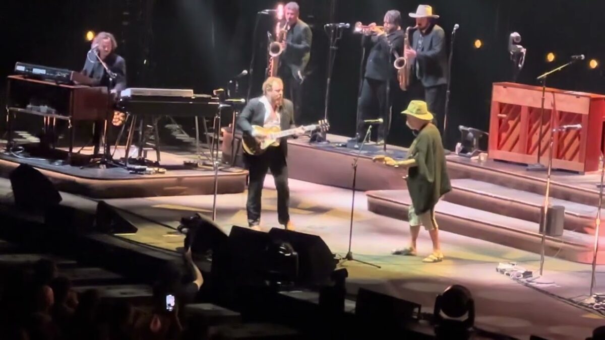 Nathaniel Rateliff; Bob Weir; Slow Train (ending) Not Fade Away; 2/21/25; Kia Forum; Inglewood, CA
