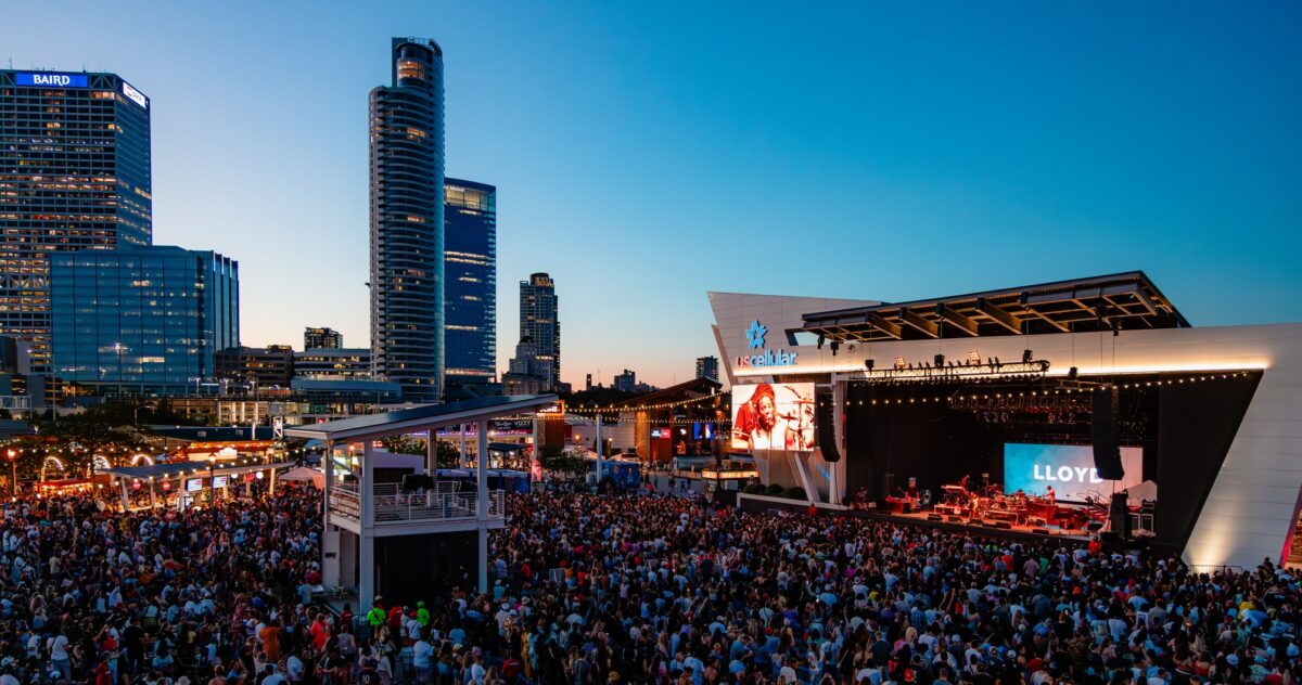 Summerfest crowd