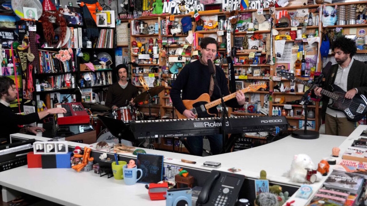 Cass McCombs’ ‘Tiny Desk Concert’ Includes New Song ‘Priestess’