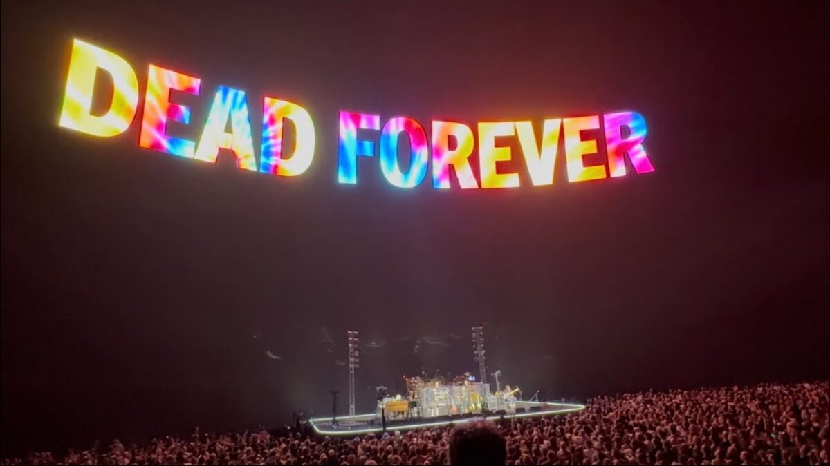 Dead & Co - Dead Forever video ~ Box of Rain