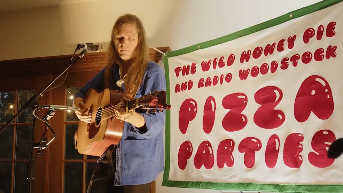 Fruit Bats Release Live EP ‘The Wild Honey Pie Pizza Party’ Benefiting Habitat For Humanity