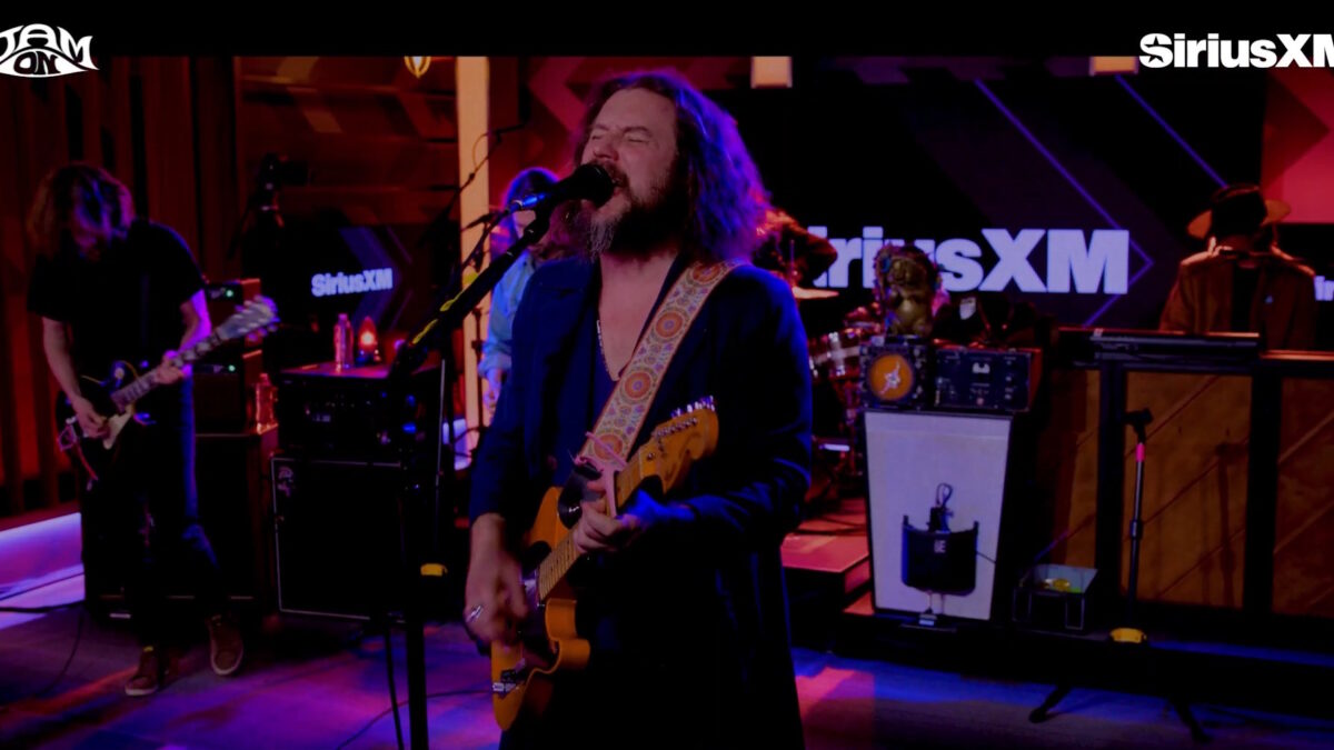 My Morning Jacket Channels The Dead With Electrifying 'One More Saturday Night' Cover For SiriusXM
