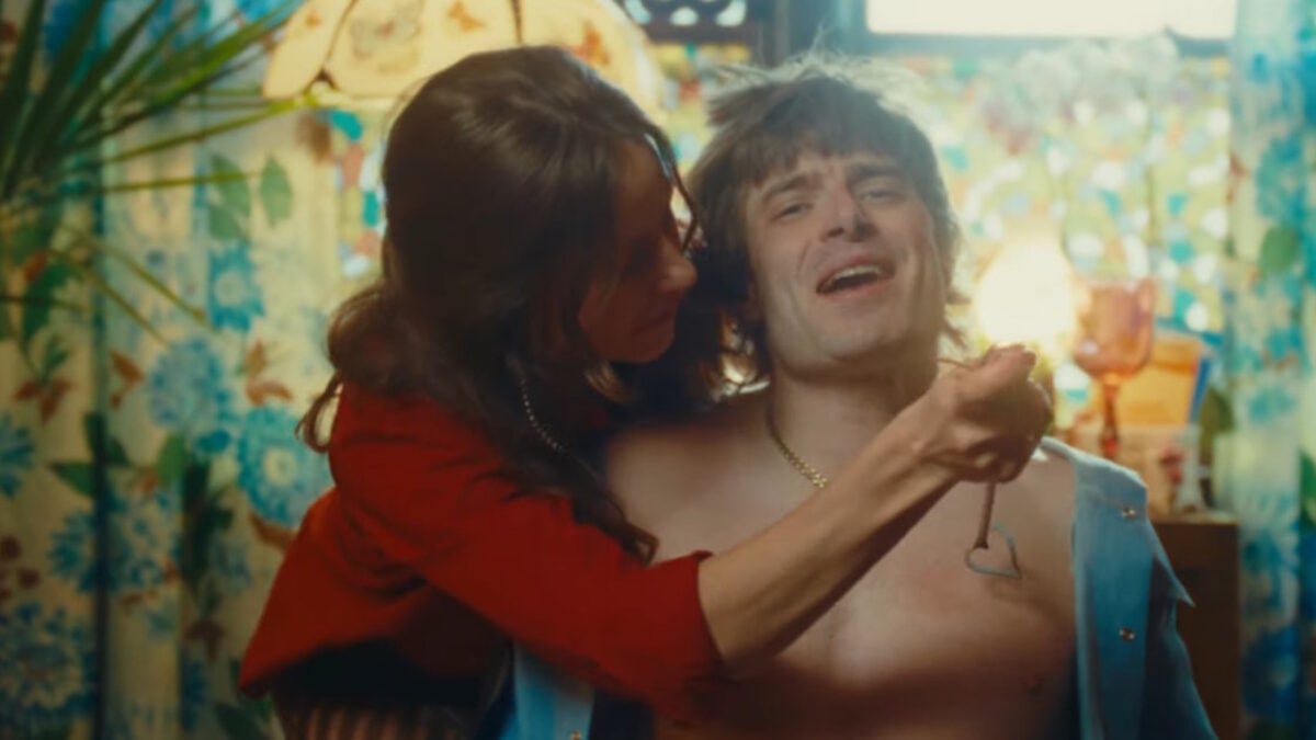 Neal Francis Explores Power Dynamics With 'Broken Glass' Single & Video