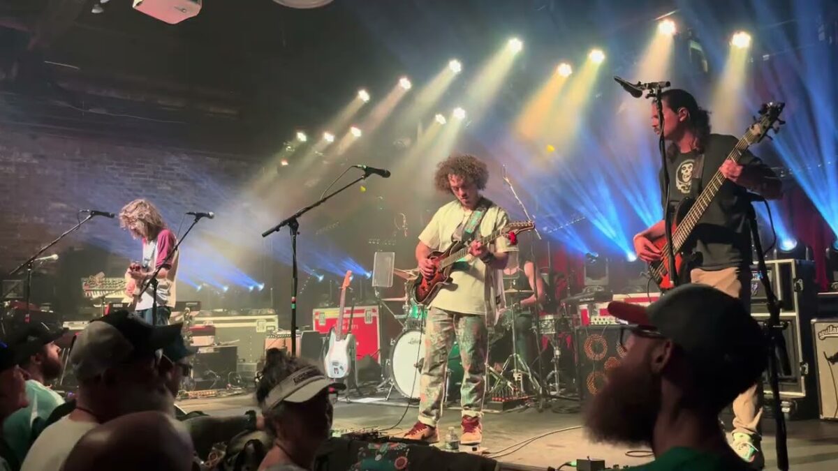 Dogs In A Pile w/Karina Rykman & Michael Goodman - Set 2 - 03-29-2025 - Brooklyn Bowl (Brooklyn, NY)