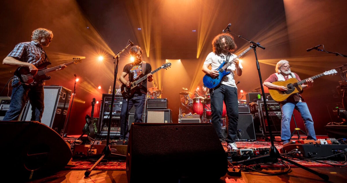 String Cheese Incident Pigeons Playing Ping Pong March 2025 Voggesser