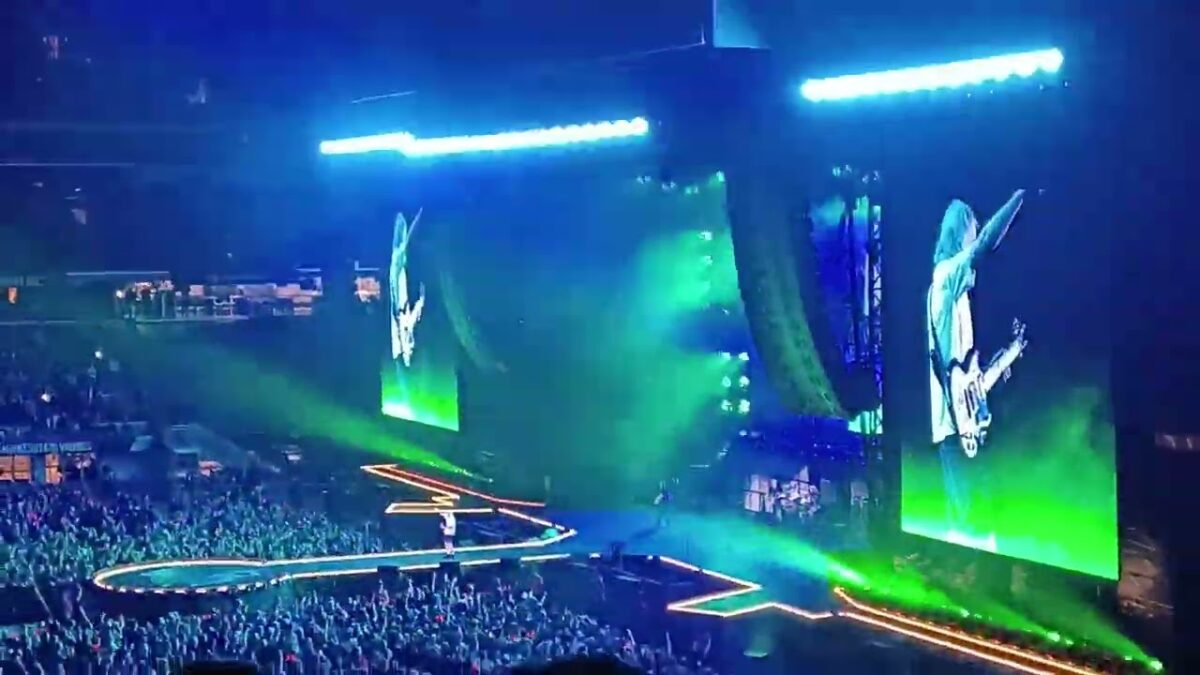 AC/DC - Dirty Deeds Done Dirt Cheap 4/10/2025 Minneapolis MN