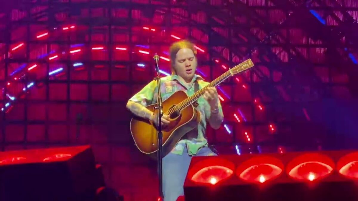 Billy Strings “Red Rocking Chair” Tampa, FL. April 9, 2025
