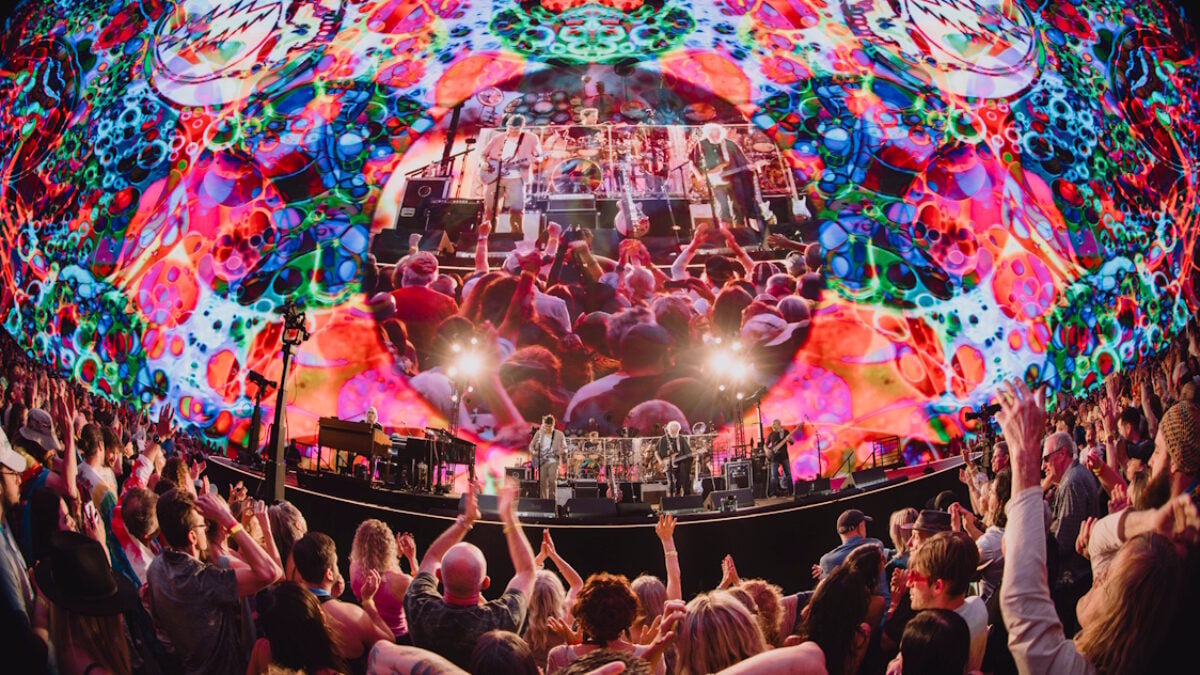 Looking Back At Dead & Company’s 2025 Sphere Cover Song Debuts