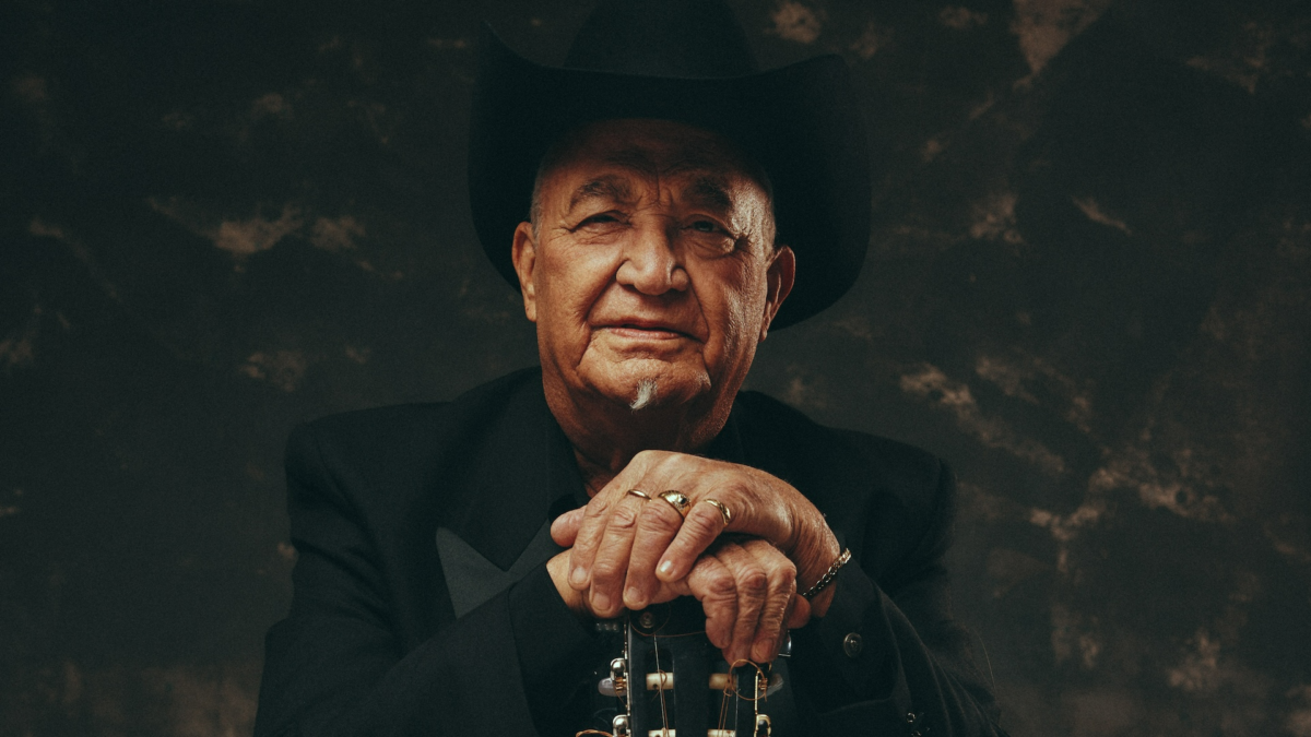Eliades Ochoa
