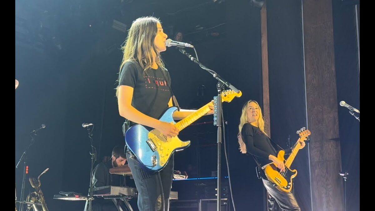 HAIM "Down To Be Wrong" (live debut) The Bellwether, Los Angeles, CA 4.23.25