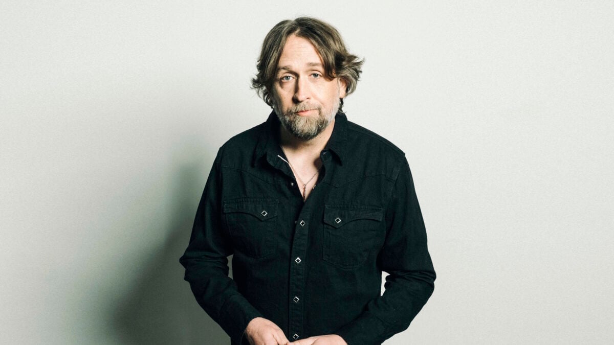 Hayes Carll Announces Fall Tour In Support Of New Album ‘We’re Only Human’