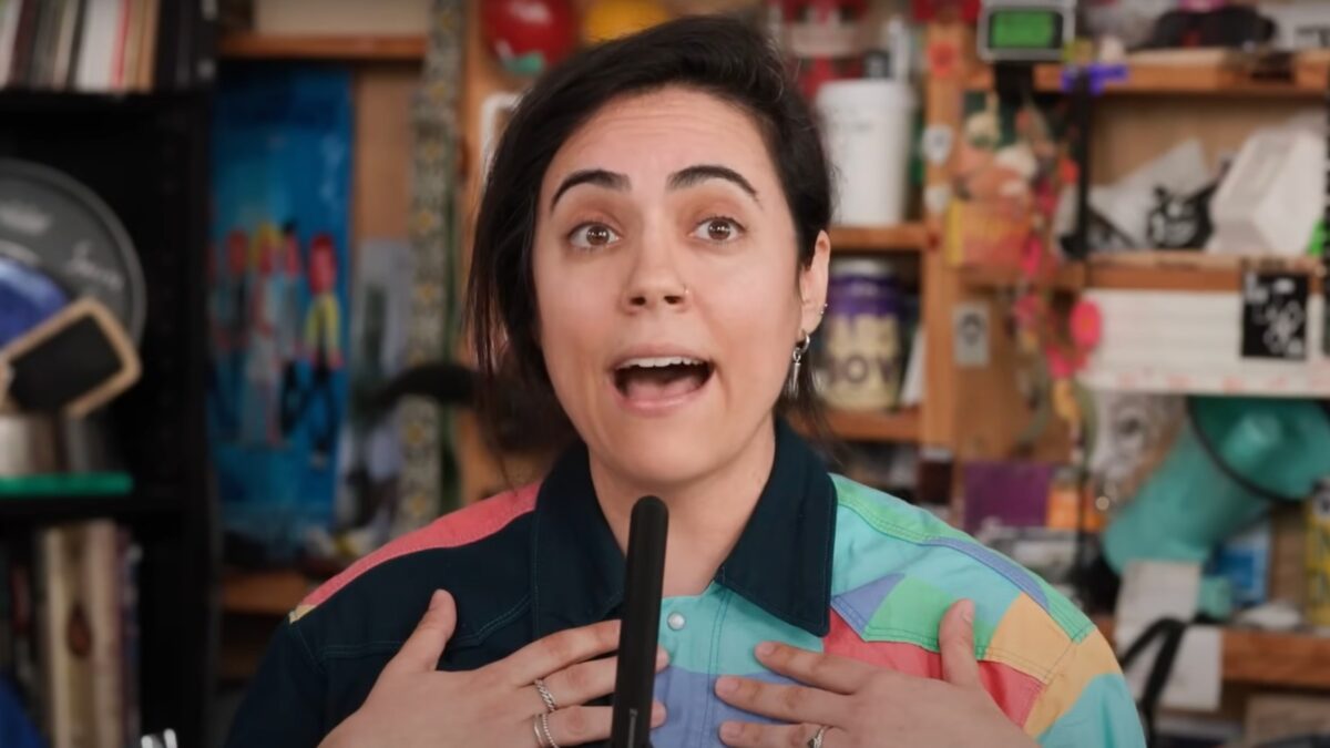 Illuminati Hotties Offer Career-Spanning Set For 'Tiny Desk Concert'