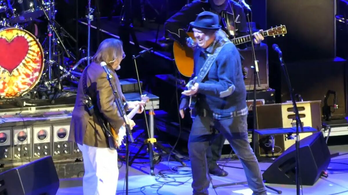 Stephen Stills & Neil Young - "For What It's Worth" - Light Up the Blues 2025 : Greek Theatre