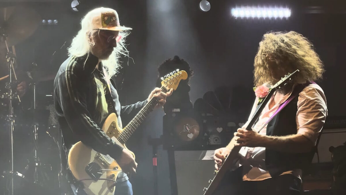 My Morning Jacket Hosts Series Of Sit-Ins Including J Mascis, S.G. Goodman, Eggy & More At One Big Holiday