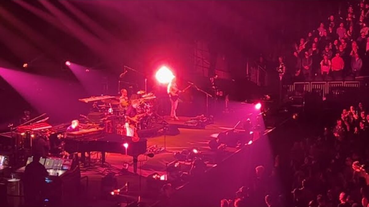 Phish - Bathtub Gin - 04/19/25 - Climate Pledge Arena, Seattle, WA