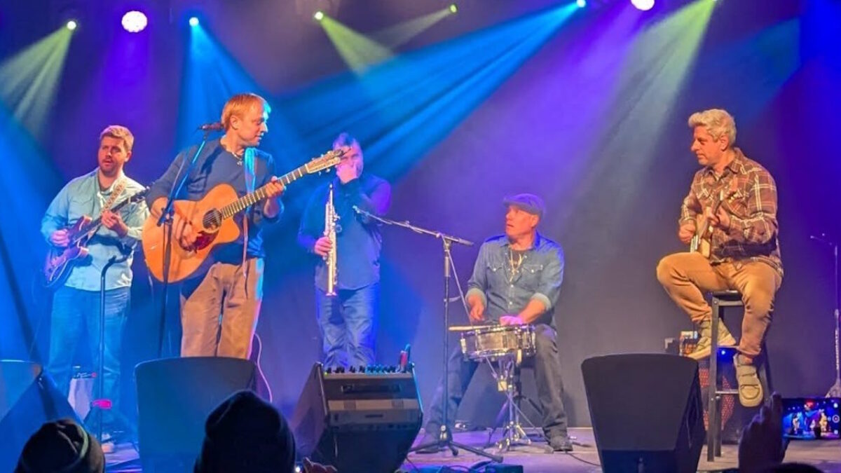Ryan Montbleau Welcomes Mike Gordon & Lyle Brewer At Higher Ground
