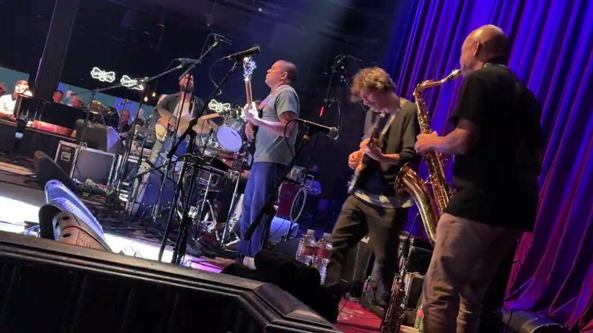 JRAD w/ special guests Branford Marsalis & Oteil Burbridge - Playing in the Band - 4/23/25 - Vegas
