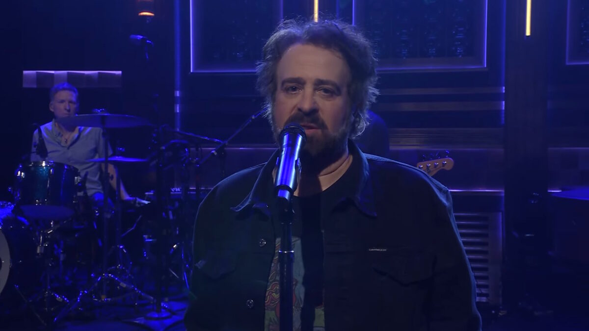 Counting Crows Showcase New Song 'Spaceman In Tulsa' On 'Fallon'