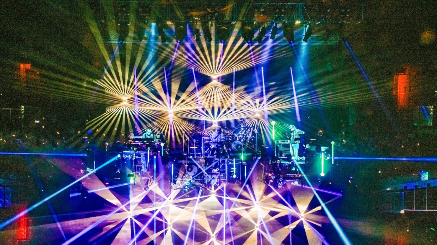 img-blur-shadow