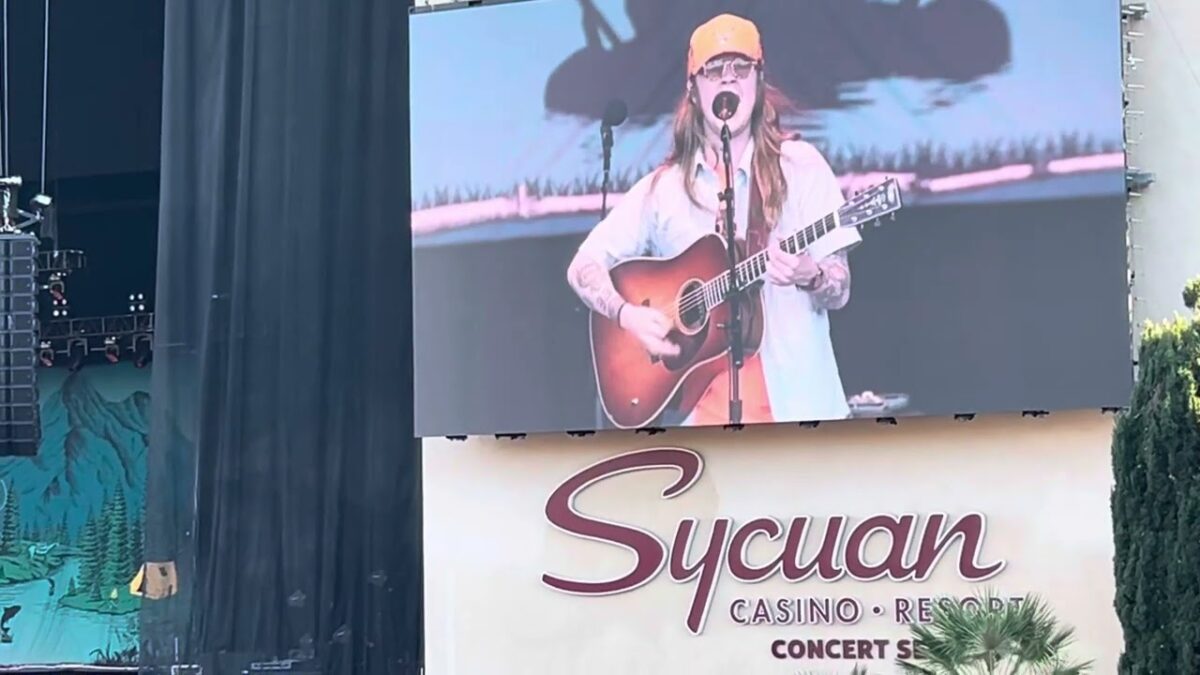 Billy Strings Outlaw Festival @ north island credit union amphitheater Chula Vista Ca. 5/15/25