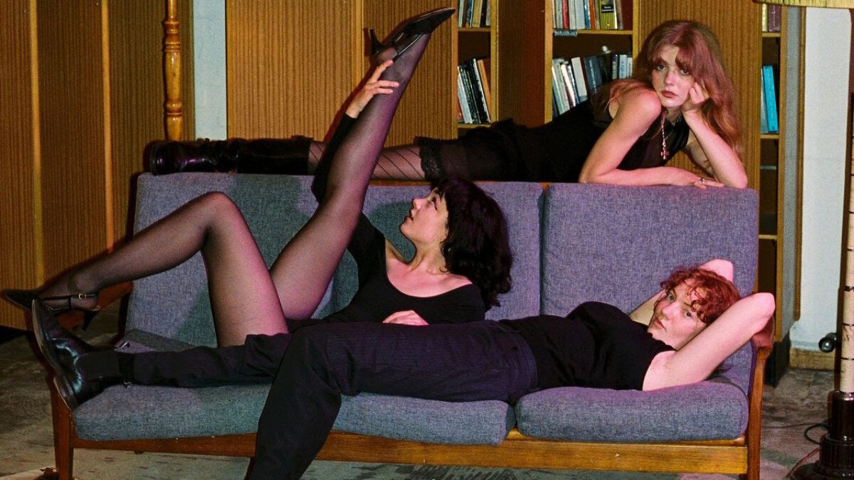 Folk Bitch Trio Announces Debut Album ‘Now Would Be A Good Time’ & Shares Single
