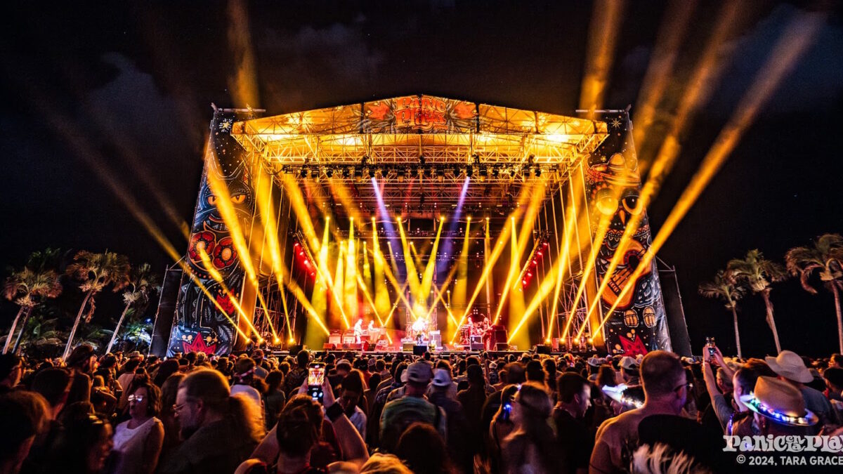 Widespread Panic Recruits Circles Around The Sun, Sierra Hull, More For Panic En La Playa 2026