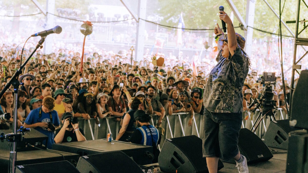 Bonnaroo Reveals Remi Wolf's ‘70s Pool Party Superjam Guest List