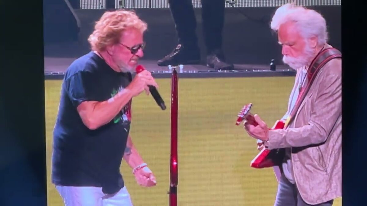 Sammy Hagar w/ Bob Weir: Bad Motor Scooter jam (5/7/25 - Las Vegas)