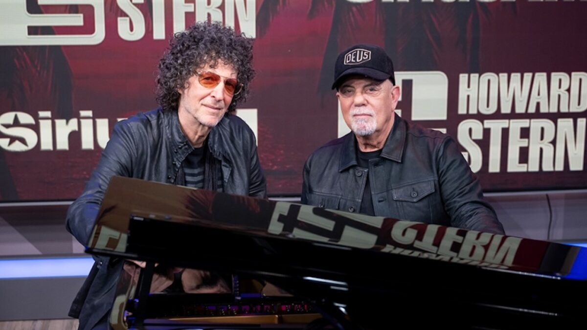 Billy Joel Relays Health Update Through Howard Stern: ‘I’m Not Dying’