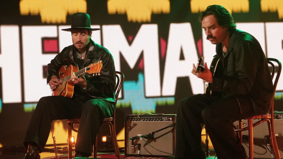 Hermanos Gutiérrez Deliver Shimmering 'Sonido Cósmico' Performance On 'Kimmel'