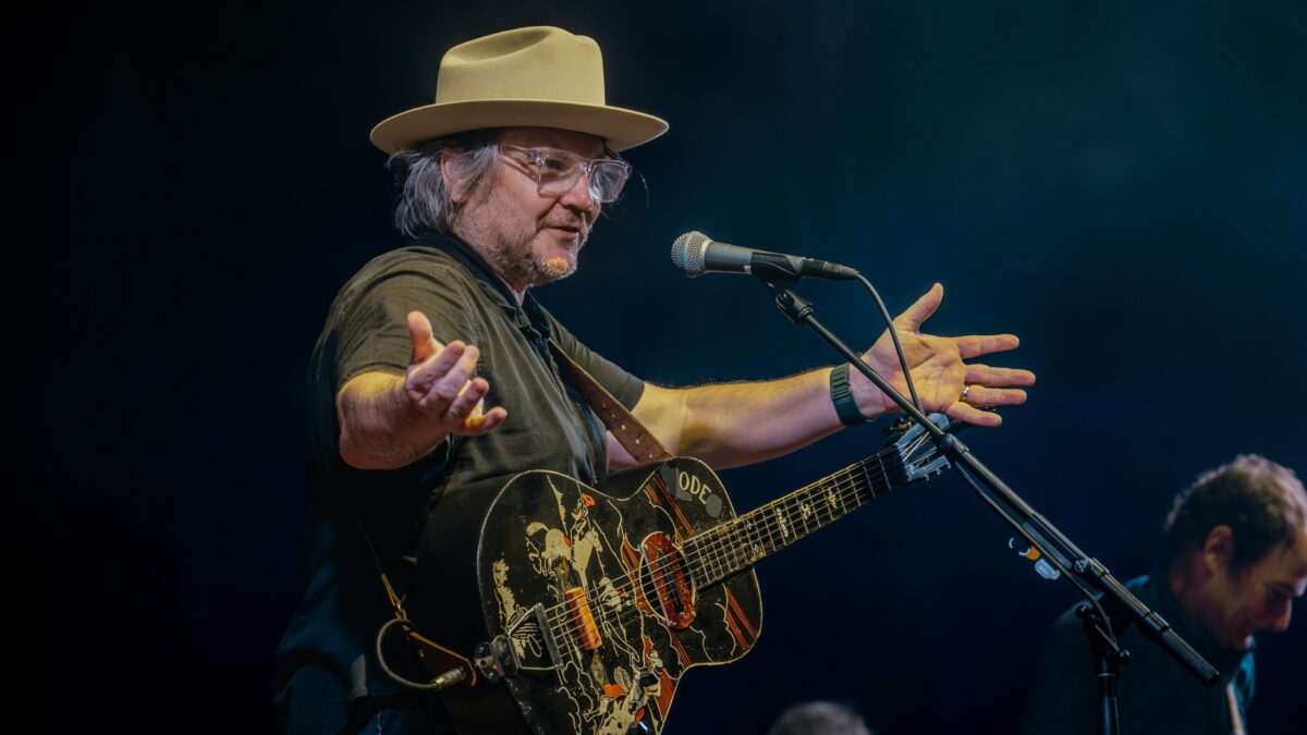 Wilco Brings Back Sky Blue Sky Concert Vacation For 2026 In Mexico