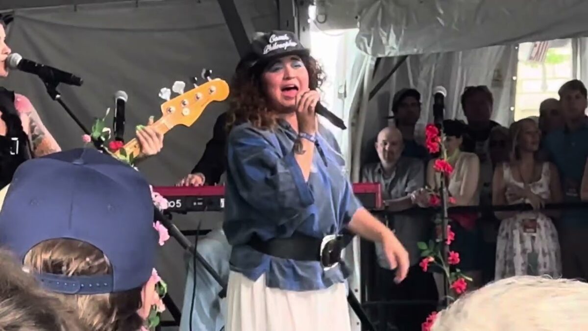 Remi Wolf and Saya Gray - Dreams (Fleetwood Mac) - Newport Folk Festival | July 26, 2025