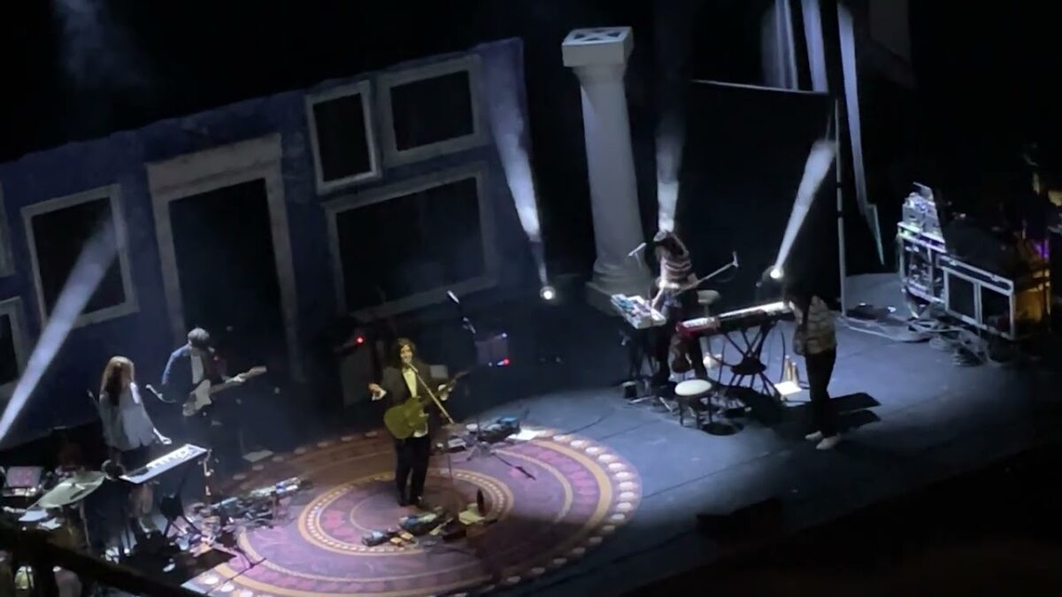 Dancing In The Dark - Lucy Dacus live at the Usher Hall 30/06/25