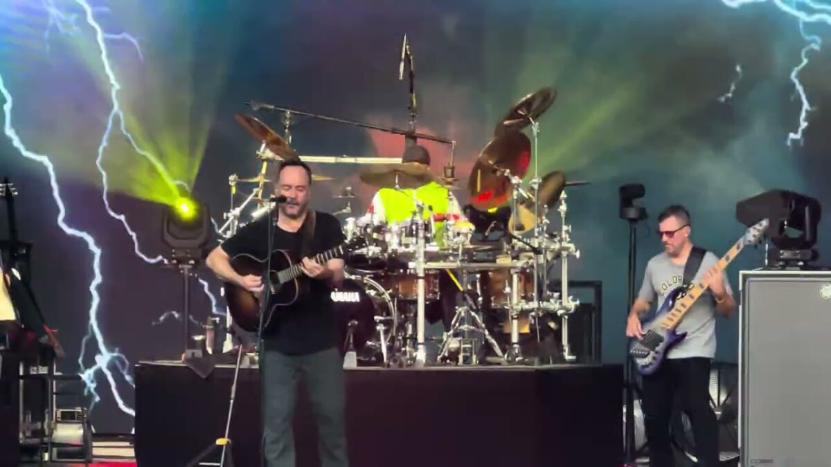 Buddy solo/ Madman’s Eyes - Dave Matthews Band - 7.16.25 @ Allianz Amphitheater, Richmond, Va.
