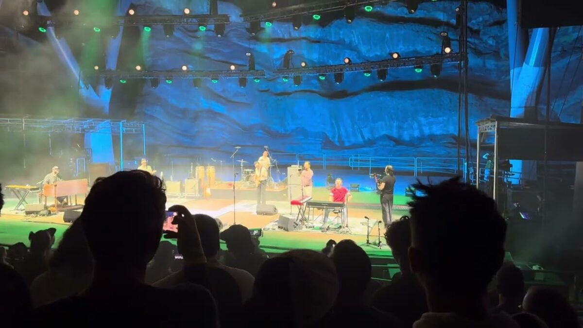 New Beastly - Live at Red Rocks - Vulfpeck