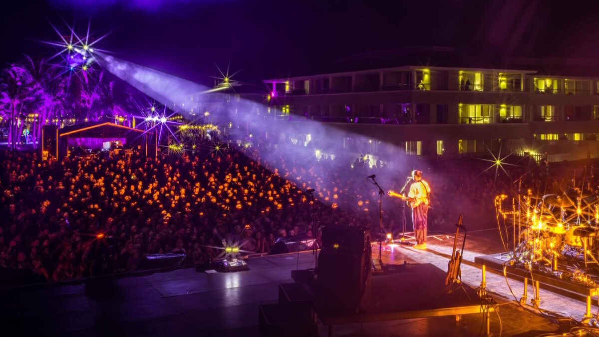 Noah Kahan Reveals 2026 Out Of The Blue Lineup: Mumford & Sons, Caamp, More