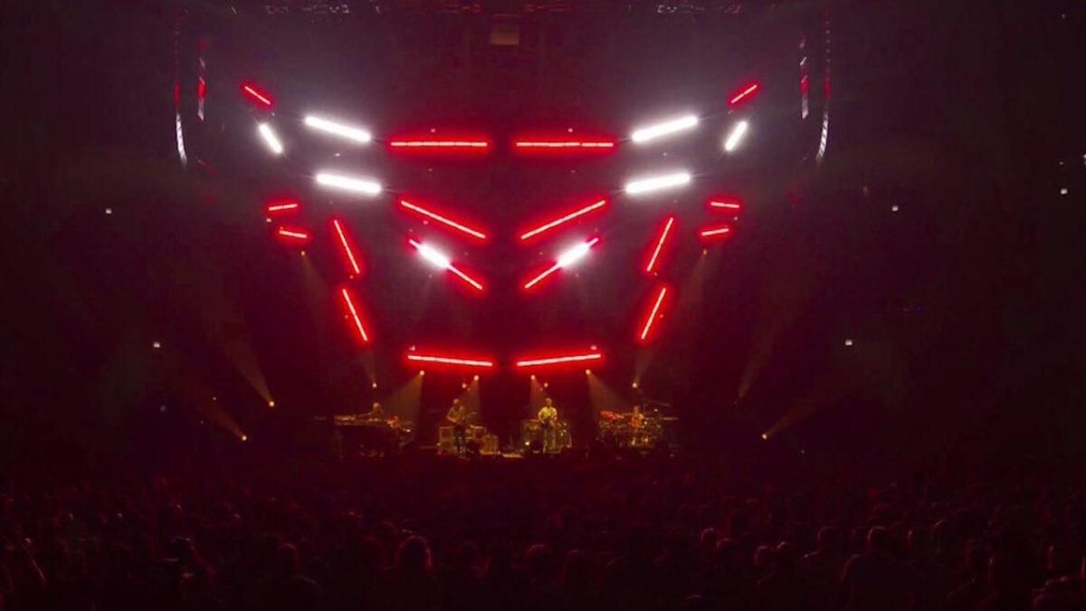 Phish Deep-Dishes Out The Jams & Rarities On Night 1 At Chicago's United Center