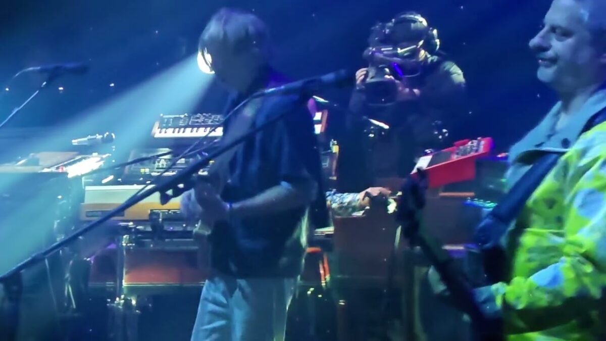 Phish Funky Llama(partial) 07/10/2025