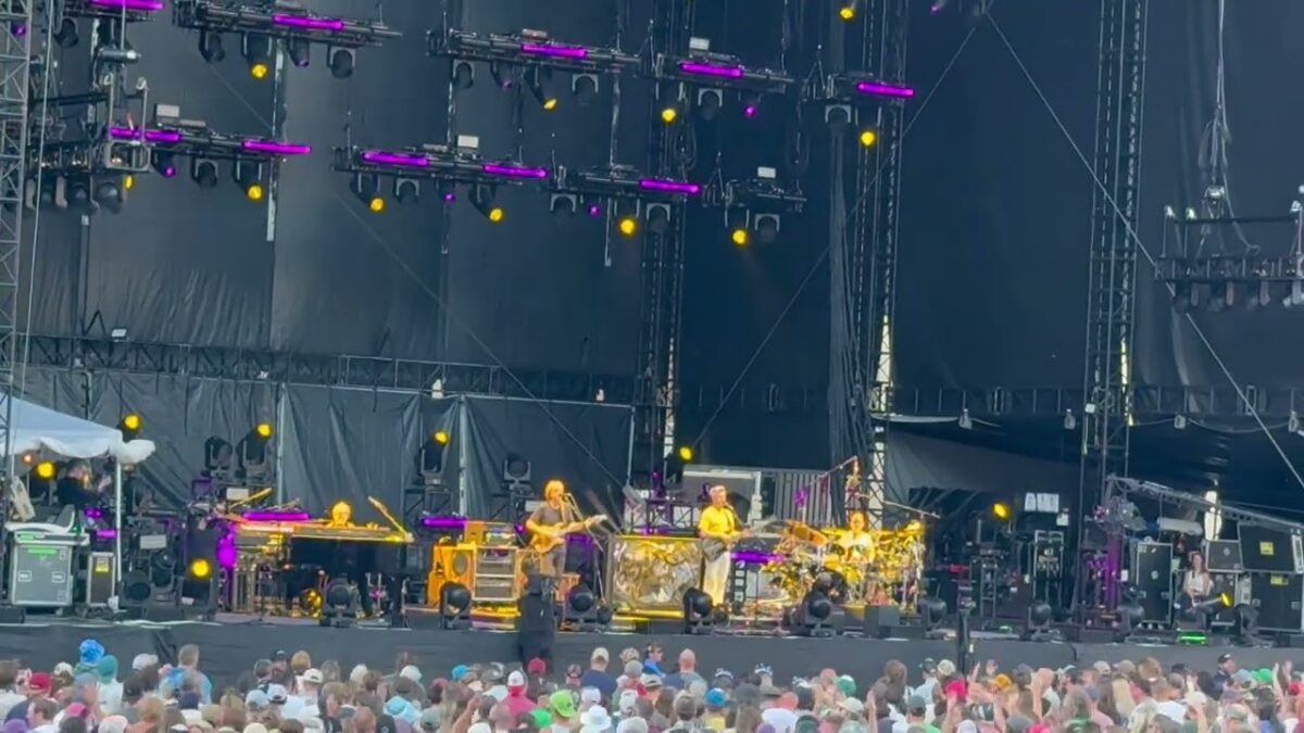 Phish - Theme From The Bottom, Rift - 2025-07-04 - Folsom Field, Boulder, CO